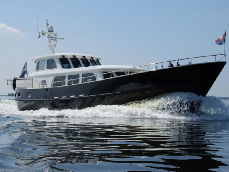 van de valk yachting sneek