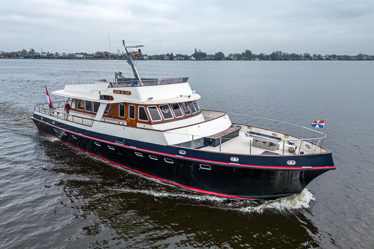 Custom Ex-MTB Motoryacht 24m