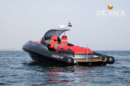 ALBATRO RACING 32