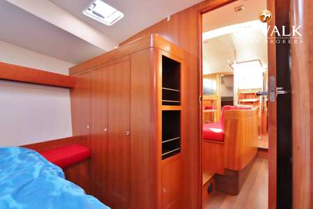 ALLURES 45 CENTERBOARD