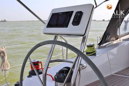 ALLURES 45 CENTERBOARD