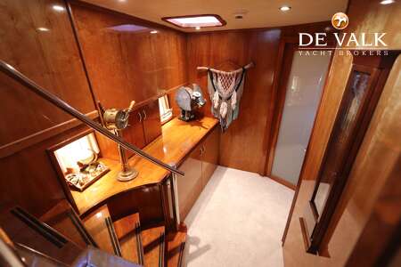 APOLLO DE LUXE 66 FLYBRIDGE-STABILIZERS