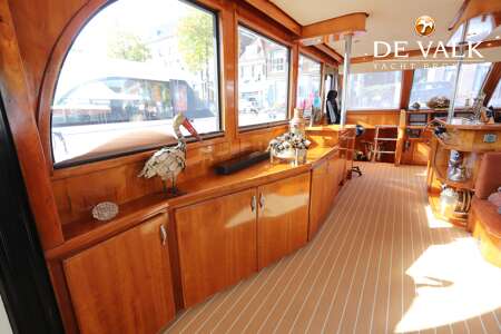 APOLLO DE LUXE 66 FLYBRIDGE-STABILIZERS