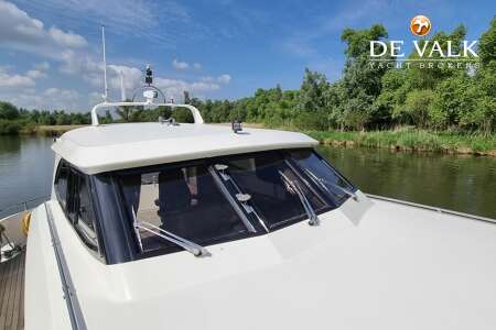 AQUANAUT UNICO 1500 PILOTHOUSE