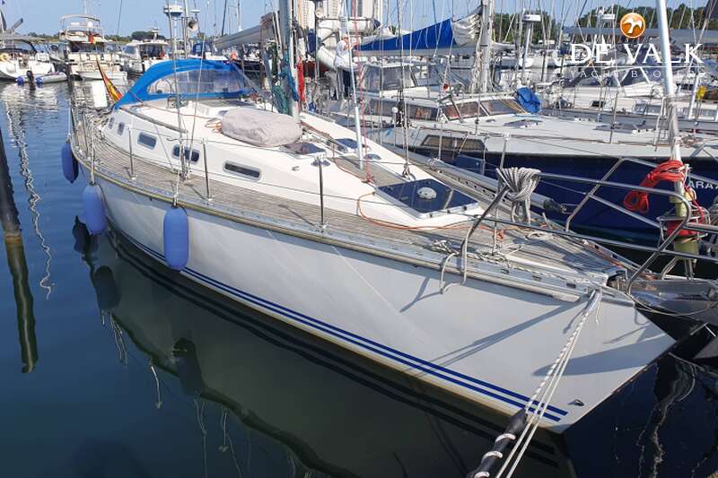 ATHENA 44