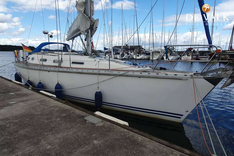 ATHENA 44