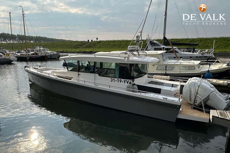 AXOPAR 37 CABIN