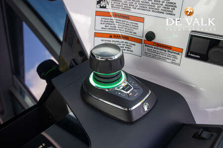 AXOPAR 37 XC CROSS CABIN BRABUS LINE