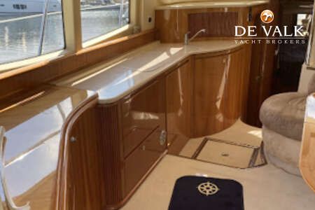 AZIMUT 42 FLY