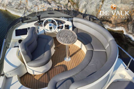 AZIMUT 42 FLY