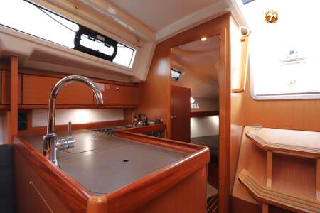 BAVARIA CRUISER 34