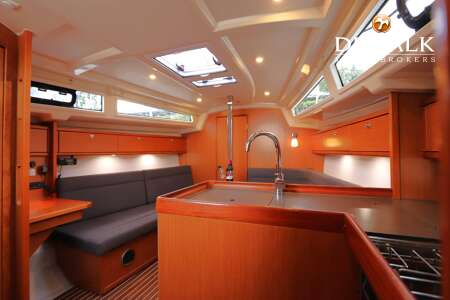 BAVARIA CRUISER 34
