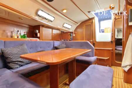 BAVARIA 35 HOLIDAY