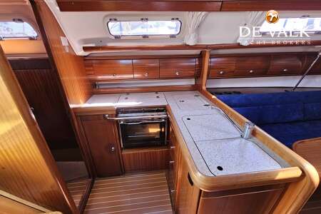 BAVARIA 36