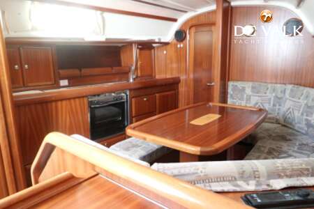 BAVARIA 36 HOLIDAY
