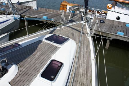 BAVARIA 37-2 CRUISER