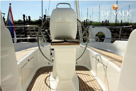 BAVARIA 37-3
