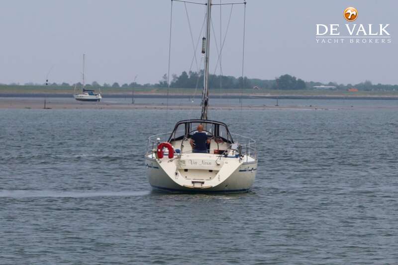 BAVARIA 37