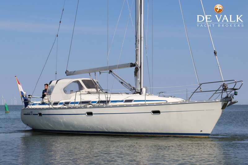 BAVARIA 37