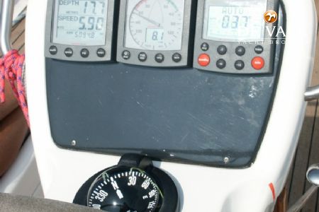 BAVARIA 37 C2