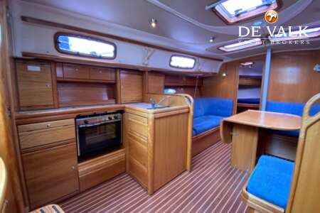 BAVARIA 37 CRUISER