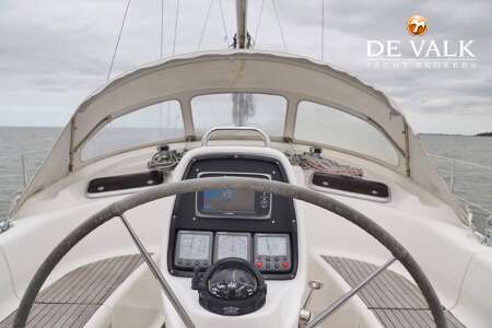 BAVARIA 37 CRUISER