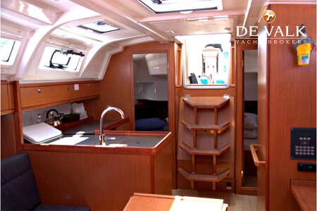 BAVARIA 37 CRUISER