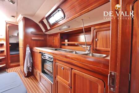 BAVARIA 37 CRUISER