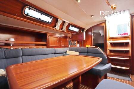 BAVARIA 37 CRUISER
