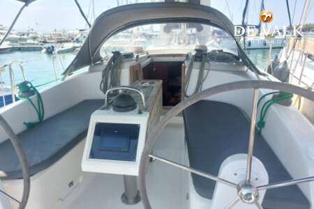 BAVARIA 37 CRUISER
