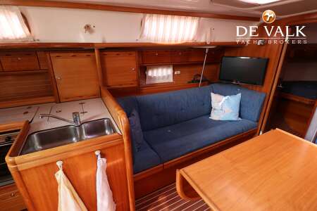 BAVARIA 37 CRUISER
