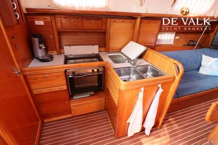 BAVARIA 37 CRUISER