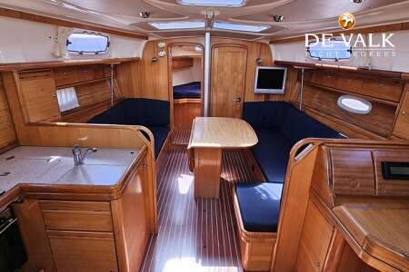 BAVARIA 37 CRUISER