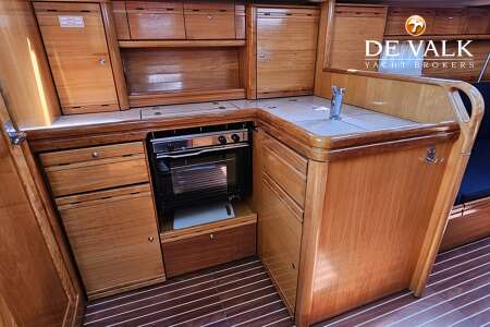BAVARIA 37 CRUISER
