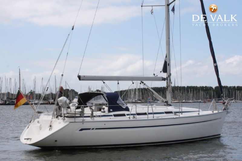 BAVARIA 38 zeilboot te koop | Jachtmakelaar De Valk