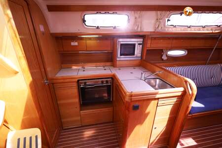 BAVARIA 38 CRUISER