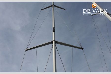 BAVARIA 38.3 CUSTOM LINE