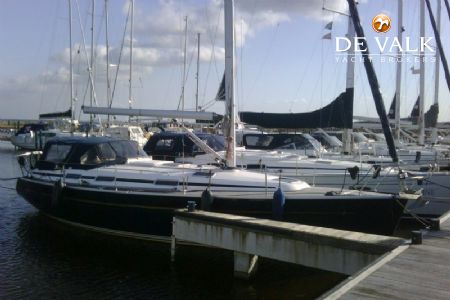 BAVARIA 38.3 CUSTOM LINE