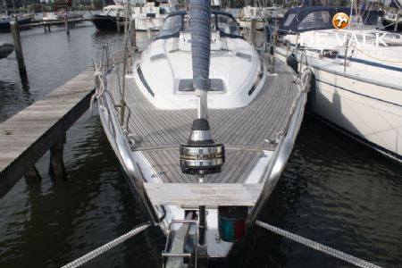 BAVARIA 38.3 CUSTOM LINE