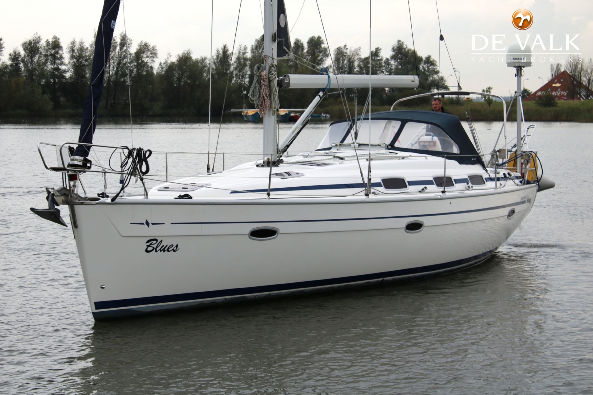 sailboatdata bavaria 39