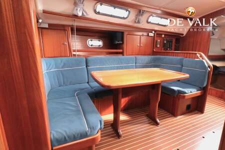 BAVARIA 40