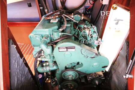 BAVARIA 40