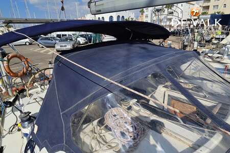 BAVARIA 42 CRUISER