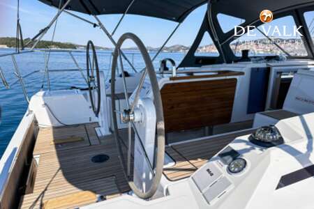 BAVARIA C42