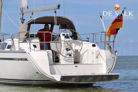 BAVARIA CRUISER 33
