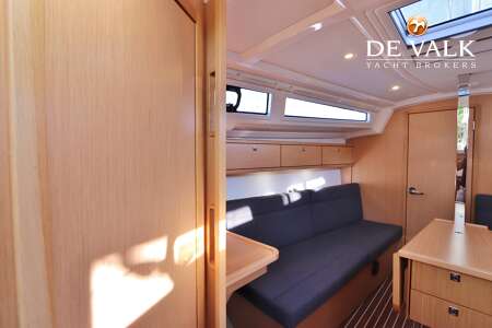 BAVARIA CRUISER 33