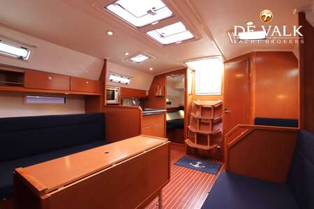 BAVARIA CRUISER 36