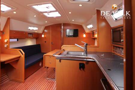BAVARIA CRUISER 36