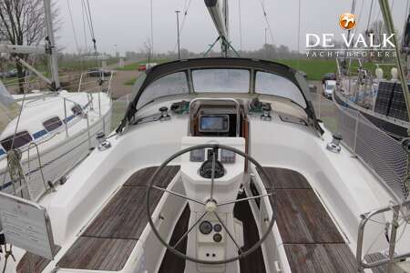 BAVARIA CRUISER 36