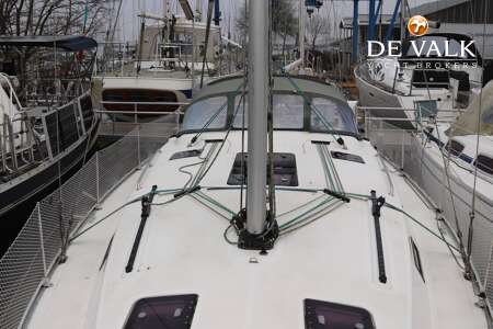 BAVARIA CRUISER 36